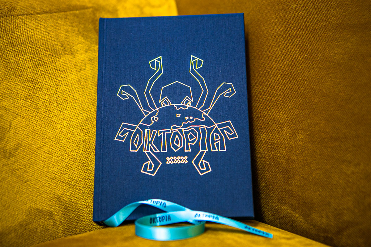 PerfectBook almanak Oktopus linnen foliedruk bedrukt leeslint